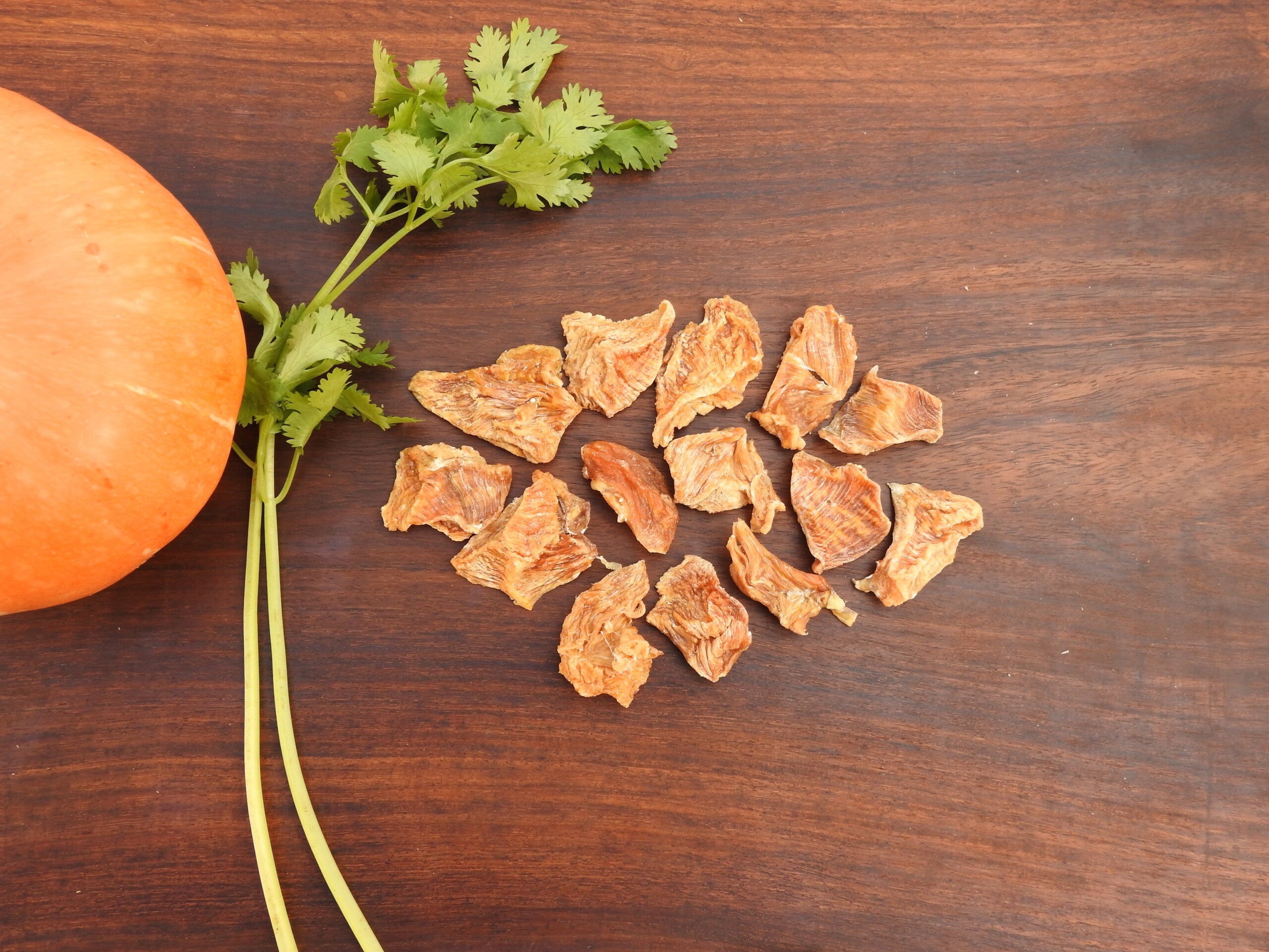 Dehydrated Chicken Bites (boneless) image 0