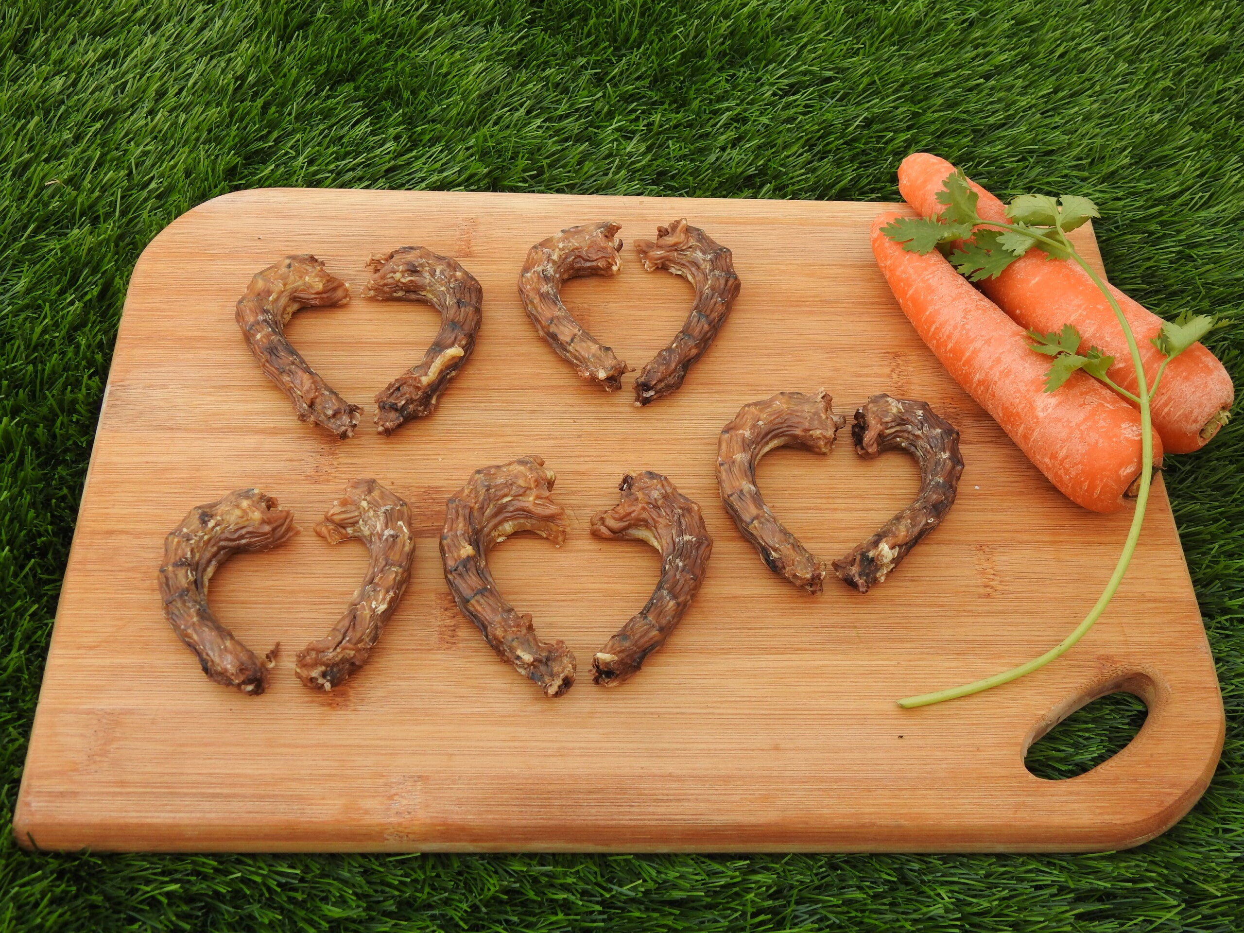 Dehydrated Chicken Necks image 0